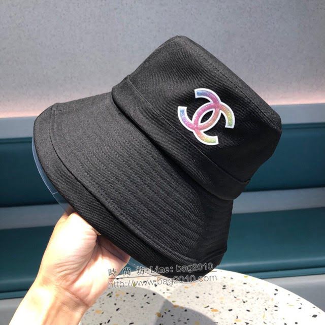 Chanel女士帽子 香奈兒2021新款刺繡簡約風漁夫帽遮陽帽  mm1561